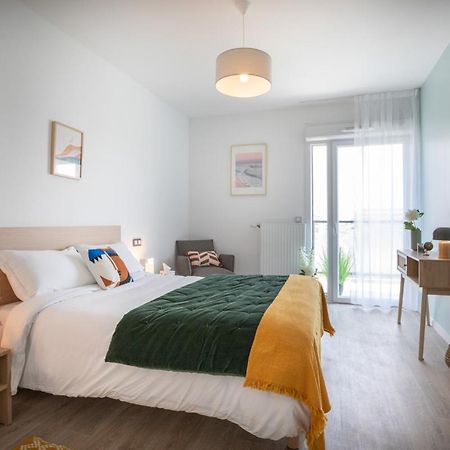 Aparthotel Oh Activ Cergy Esterno foto